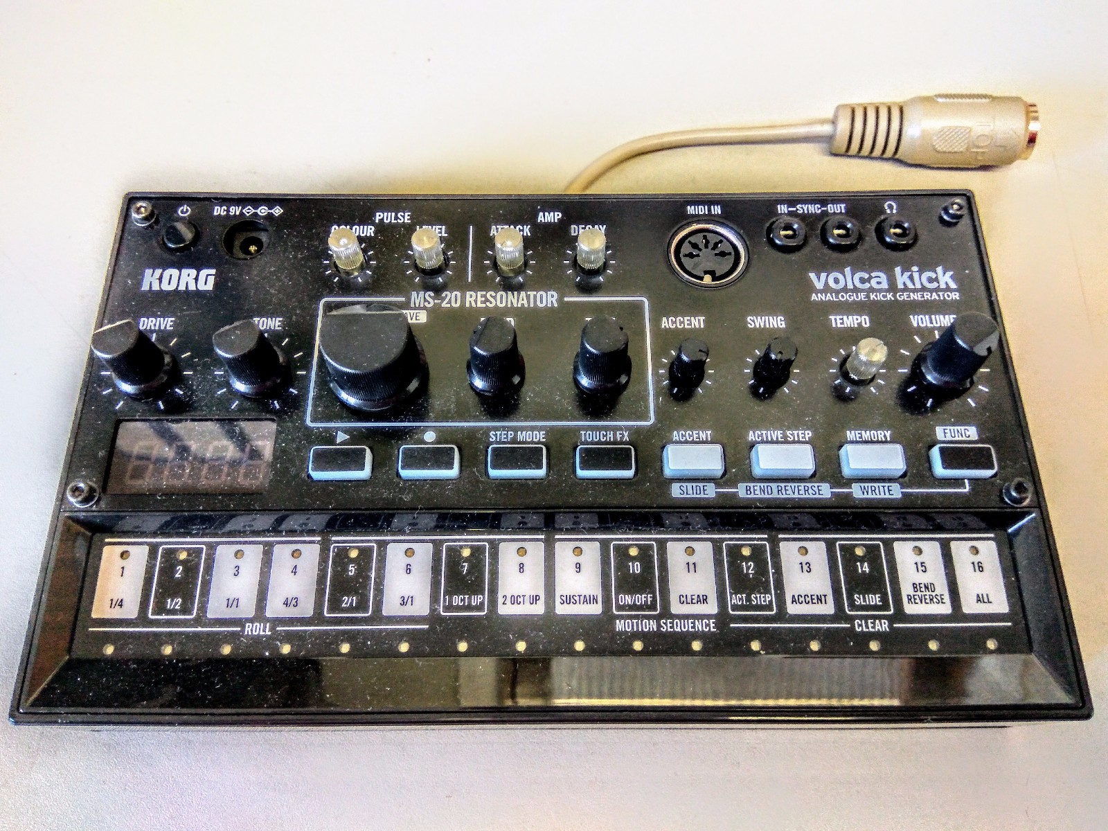 KORG Volca Kick solder-less MIDI out modification board