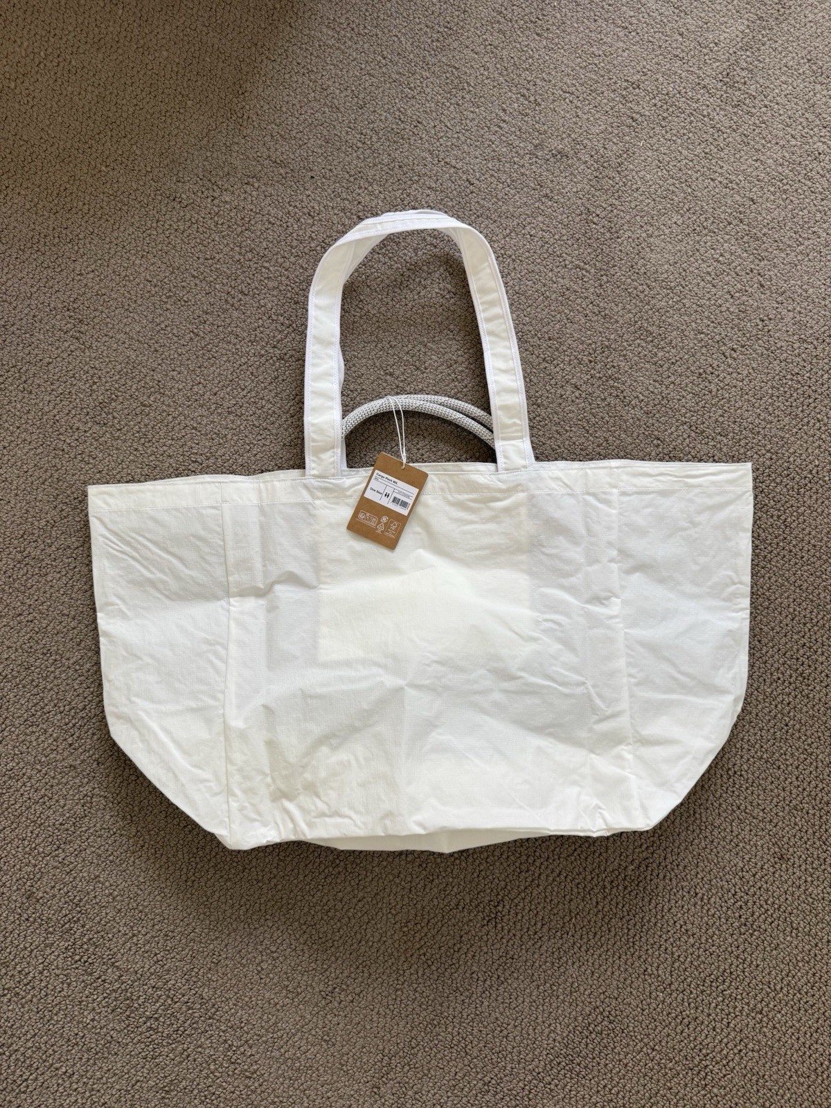 On Cargo Pack 60L white Bag