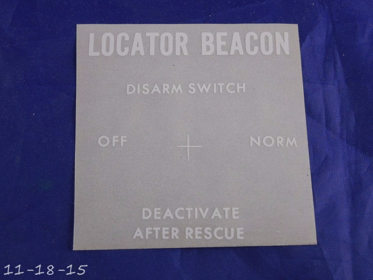 Cessna Placard 0800181-22 Beacon Locator