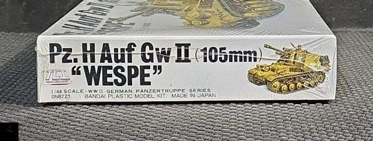 1/48 Bandai 8221 WWII Pz. H Auf Gw II (105mm) Wespe Plastic Kit Model Sealed Box