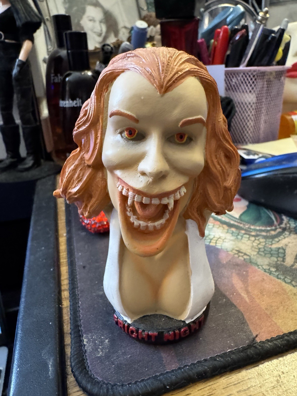 “FRIGHT NIGHT”-1985- “AMY”Bust -by Serial Resin Co.