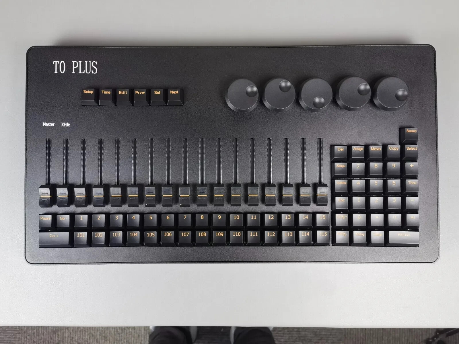 T0 plus RGB LED backlight fader command wing controller dmx console M2 +bag