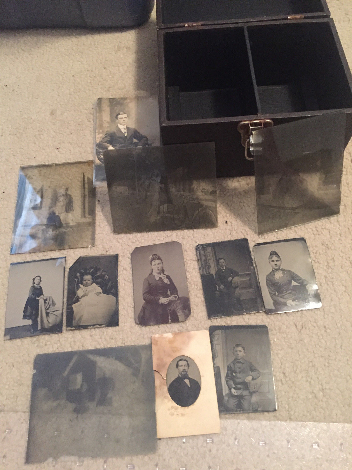 VINTAGE CAMERA BOX OF CUT PICTURES 8.5 X 6 EARLY 1900'S SLIDE SOME UN DEVELPOED