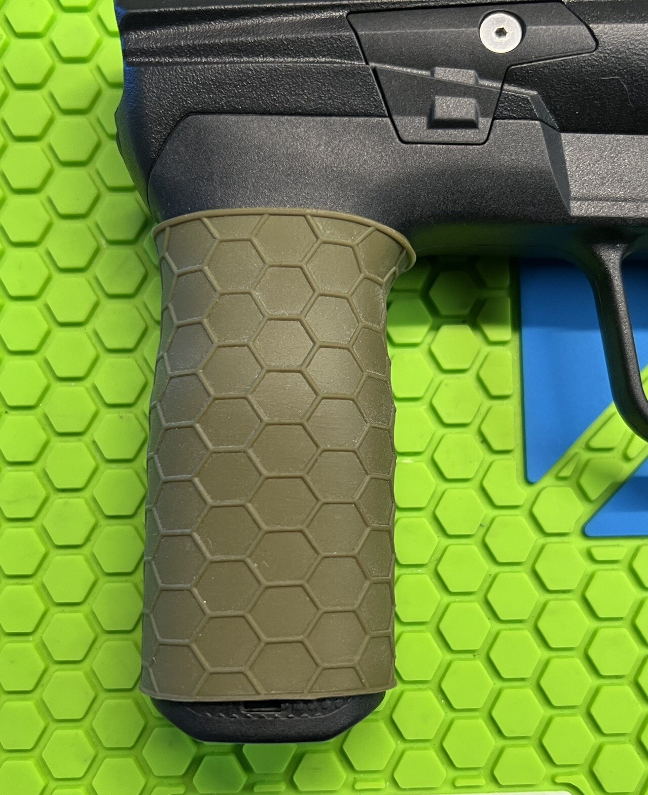 PLANET ECLIPSE EMEK ETHA 2/3 RUBBER FOREGRIP COVER - OLIVE - NEW-PAINTBALL GRIPS