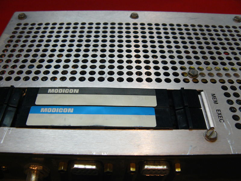 PCO984480 PERFECT Modicon CPU w/Memory&Exec PC-O984-480 , PC0984480