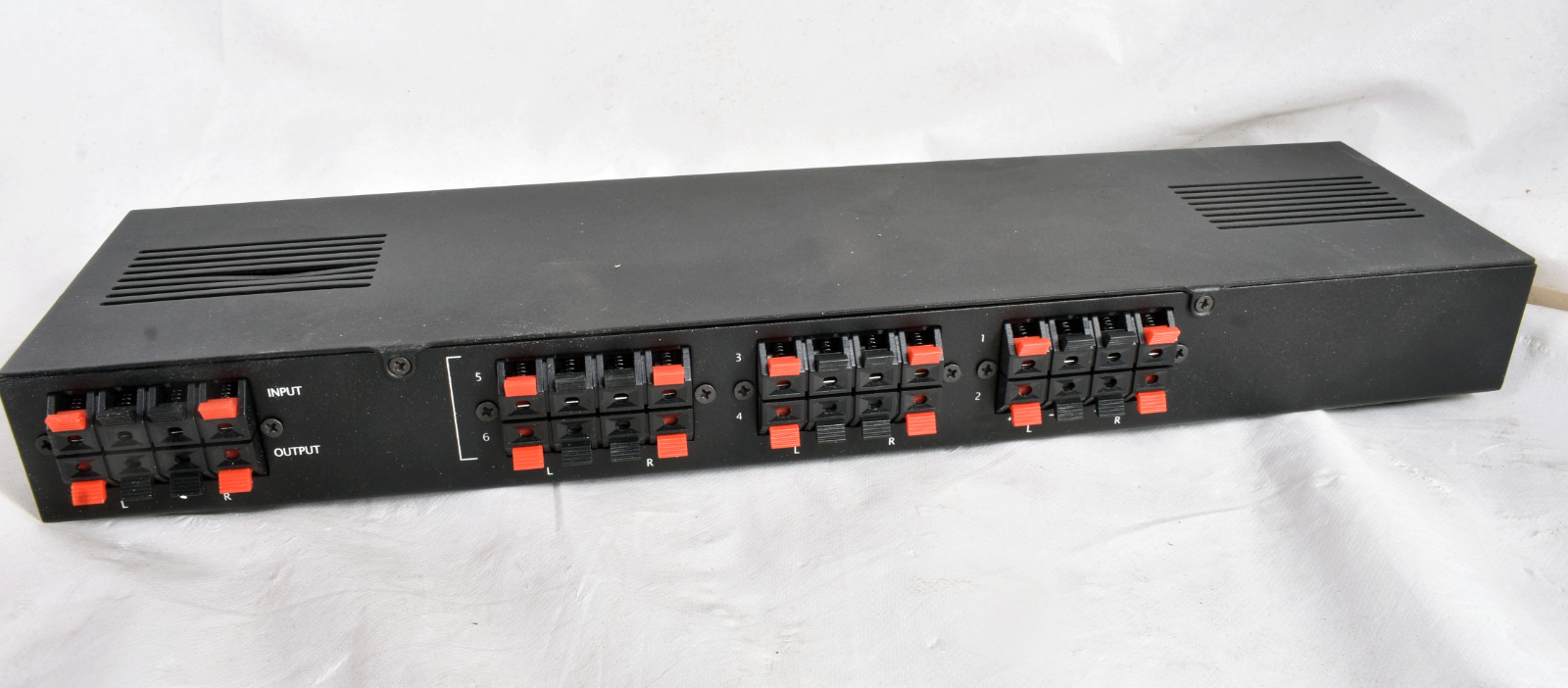 CATALYST AV 6 ZONE SPEAKER SELECTOR NEW OPEN BOX