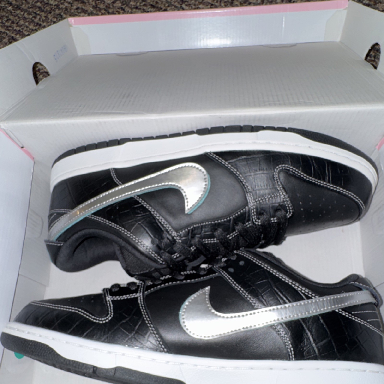 Nike SB Dunk Low Diamond Supply Co, with OG box