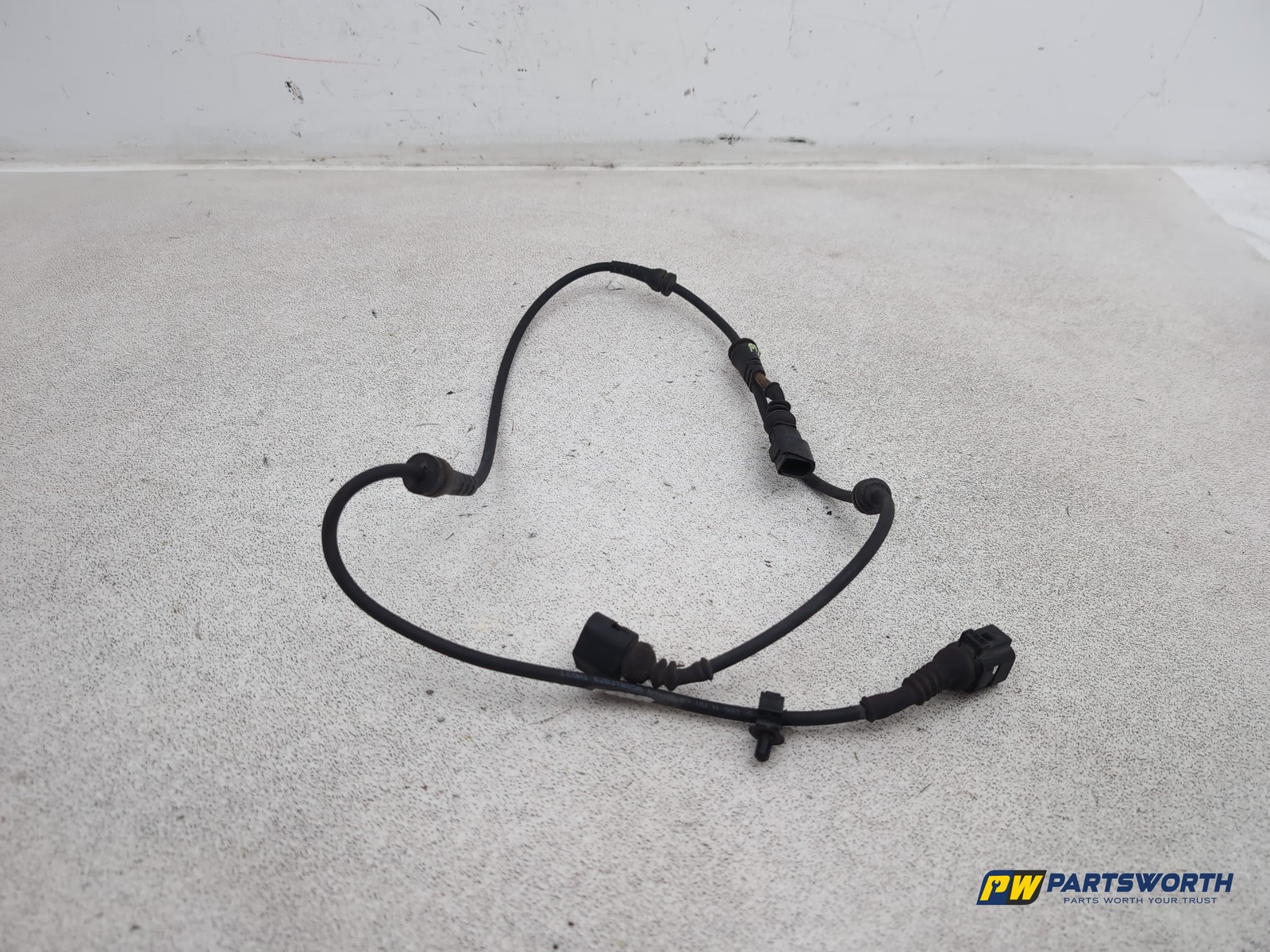 PORSCHE CAYENNE TIPTRONIC Front Right ABS Brake Wear Sensor Wiring 62031085A