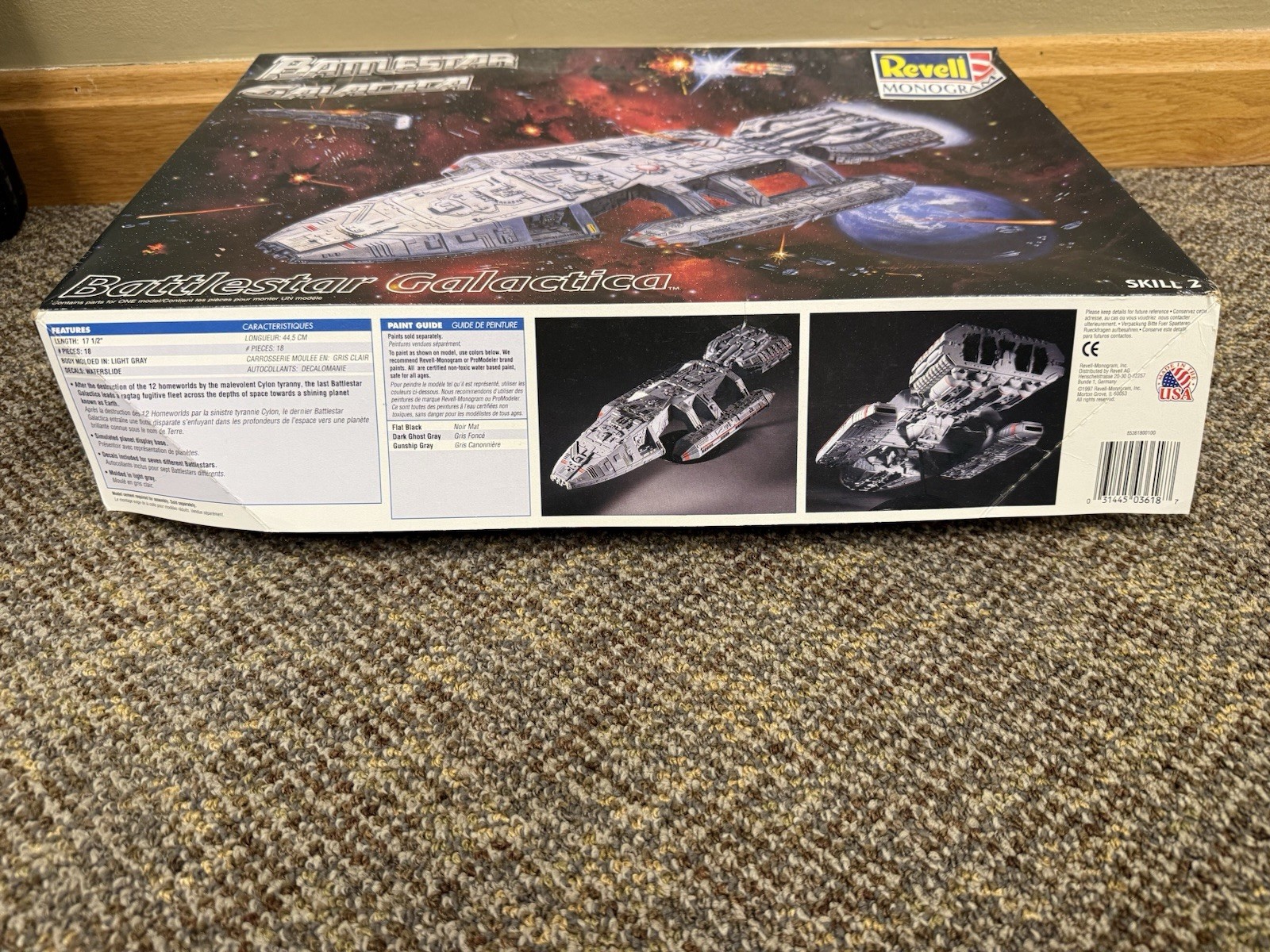 Battlestar Galactica Revell 04816 Model Kit Monogram Complete
