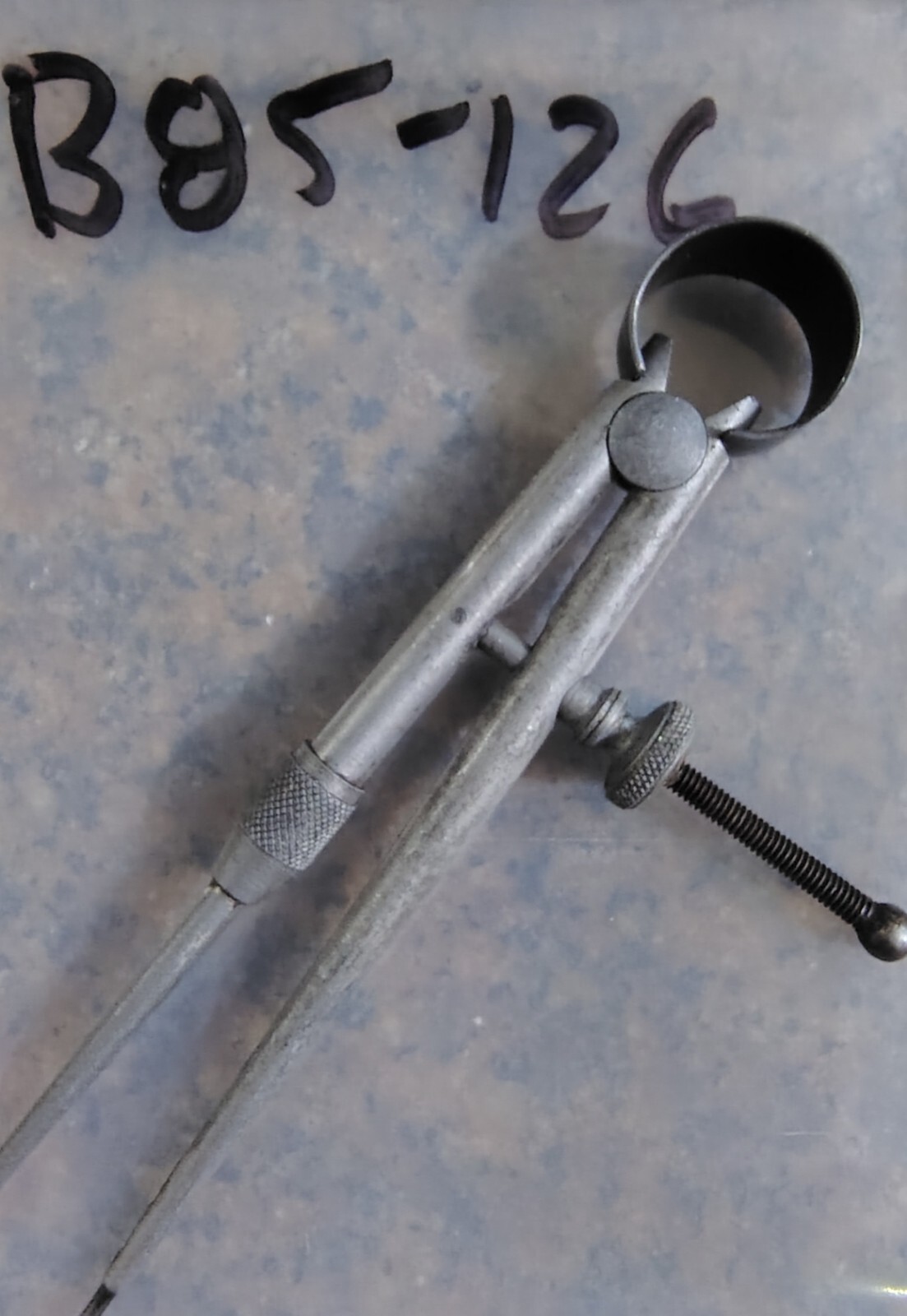 🗽VINTAGE CALIPER/ DIVIDER 4"