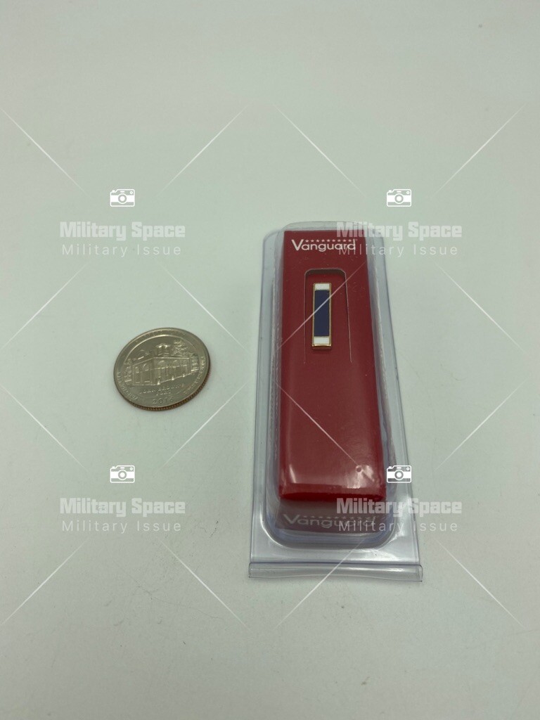 GENUINE U.S. LAPEL PIN: PURPLE HEART