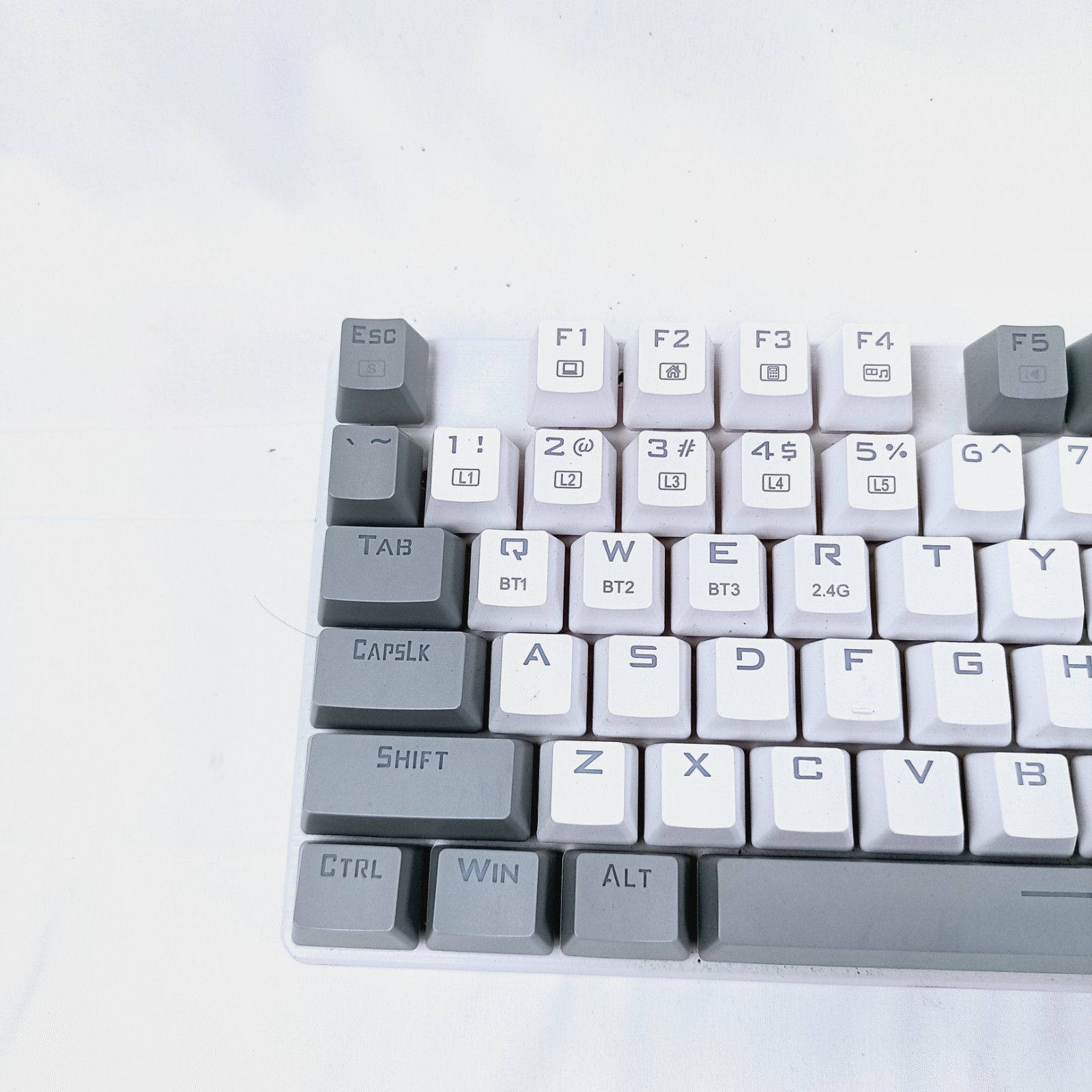 ET Tech PC372A Wireless Mechanical Gaming Keyboard White Gray Tested EUC