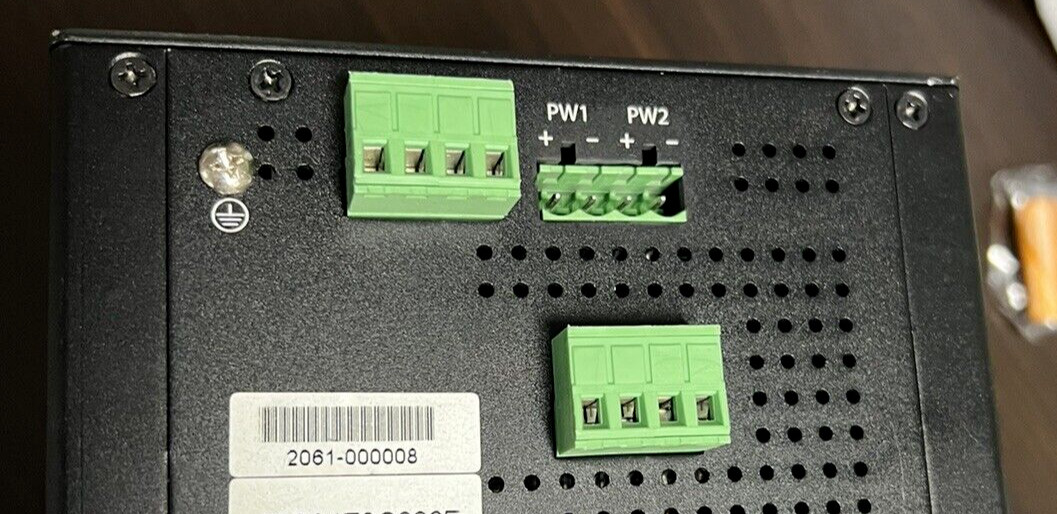 COMTROL ROCKETLINX ES8510-W Industrial Ethernet Switch, 32060-9
