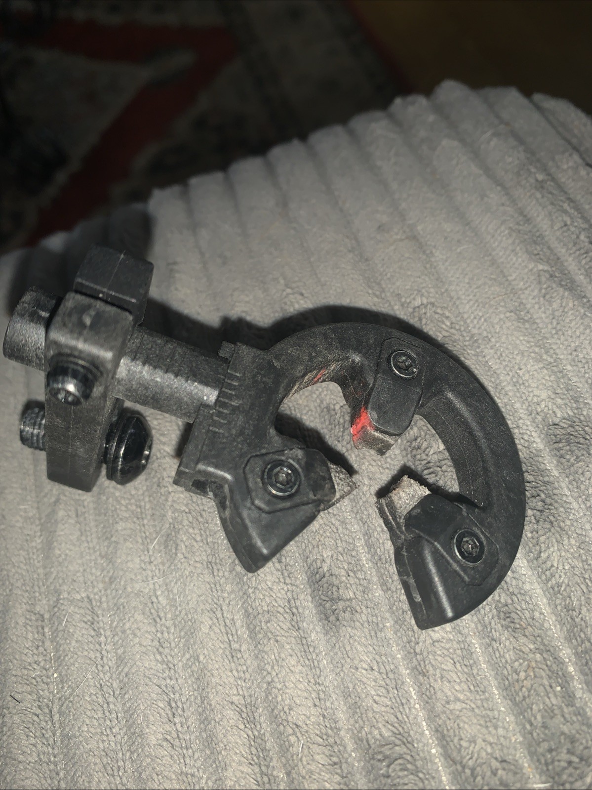 Hostage Bow Rest- Black finish - Right or Left handed bows