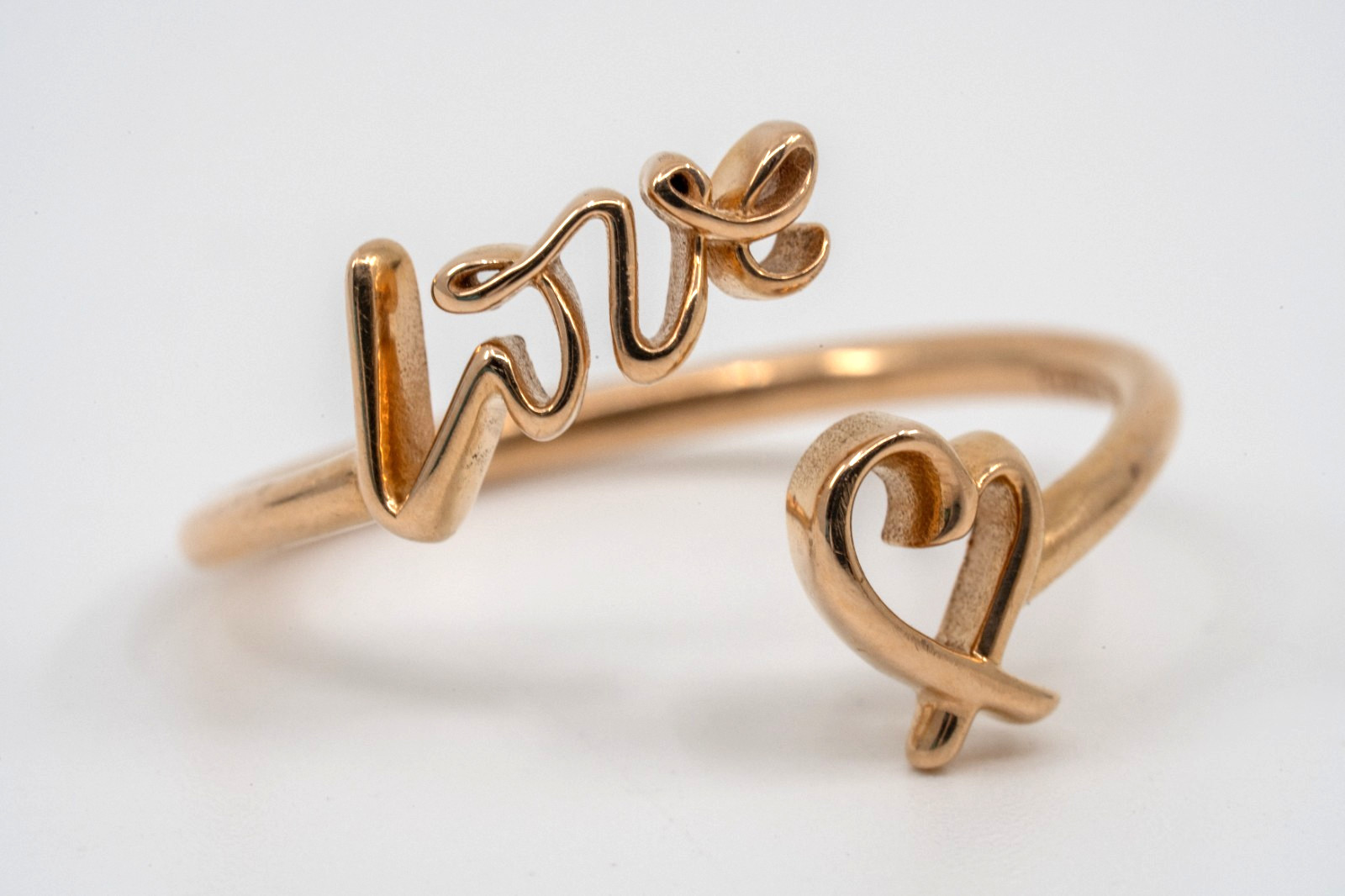 Tiffany & Co Paloma Picasso 18k Yellow Gold Graffiti Love Heart Bypass Ring 7.25
