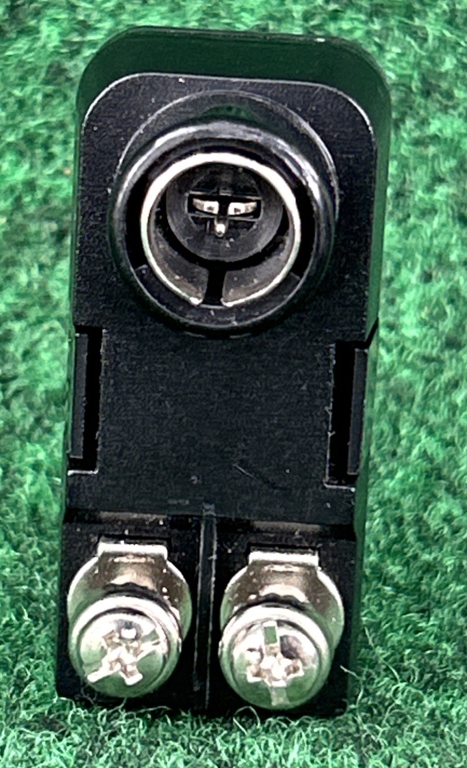 75-ohm to 300-ohm matching transformer