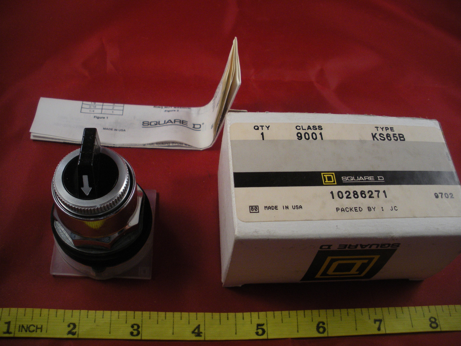 Square D 9001KS65B Selector Switch Operator 3 Pos Spring Return Left to Center