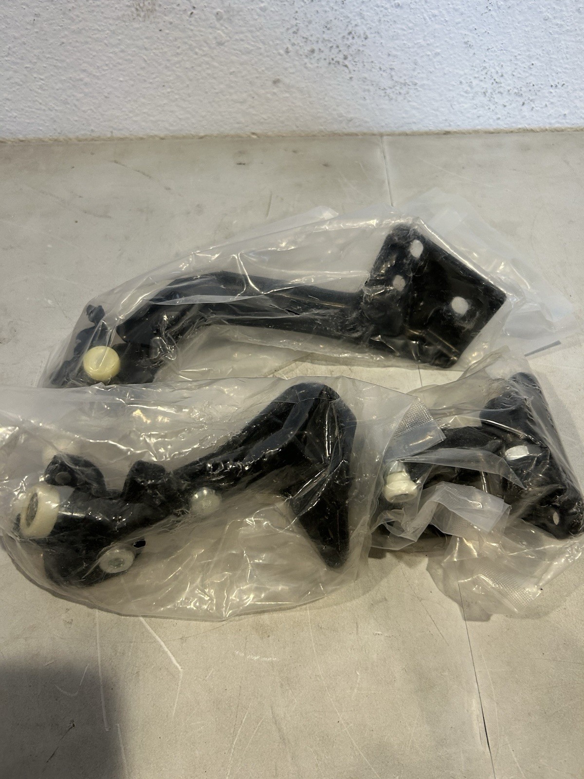 3Pcs 68271842AA Sliding Door Roller Hinge Replcament for RAM ProMaster 1500