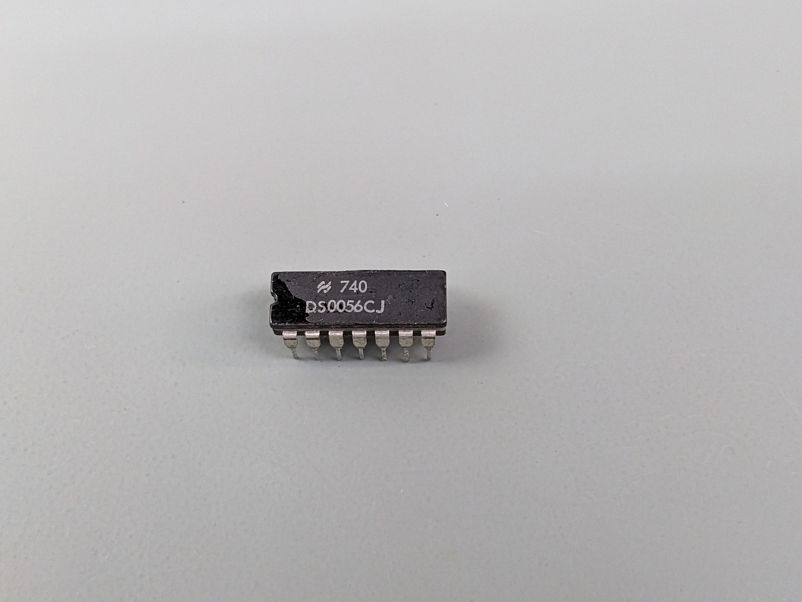 DS0056CJ 5MHz 2-Phase MOS Clock Driver IC, SOLDER PULL