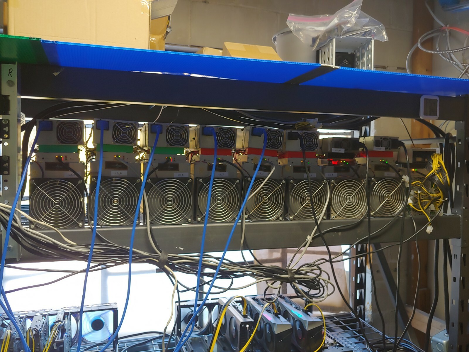 ASIC power supply holder 3d printed
