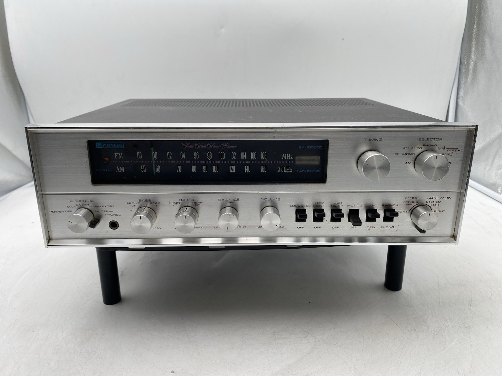 Vintage Pioneer SX-1000TD Solid State Stereo Receiver For Parts Or Repair