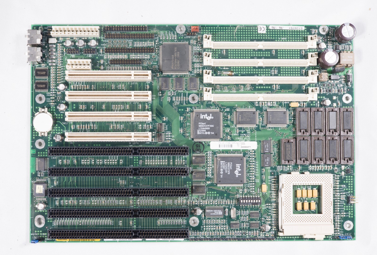 Vintage Intel Advanced/7E 430FX Pentium motherboard parts or repair mbd69