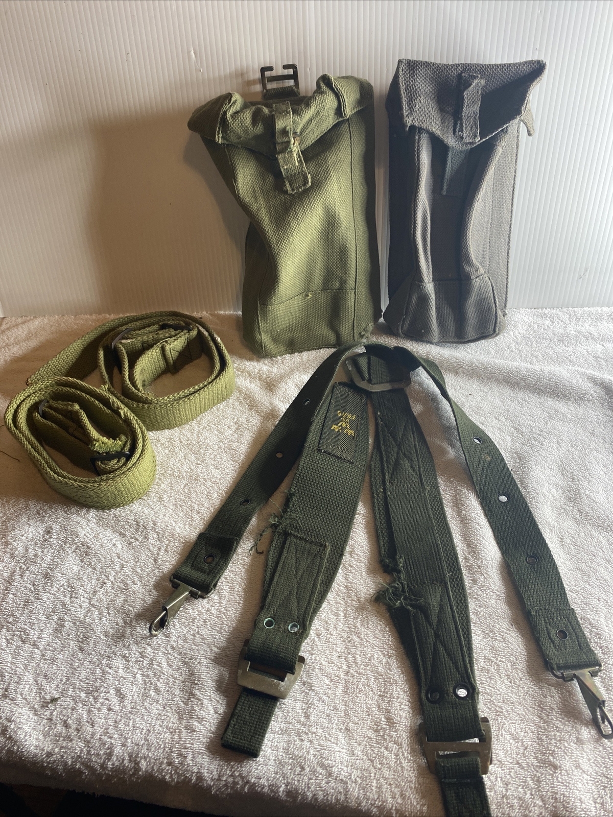 LOT WW2 WWII Military British English Army BEF Soldiers Utilitry Straps Pouches