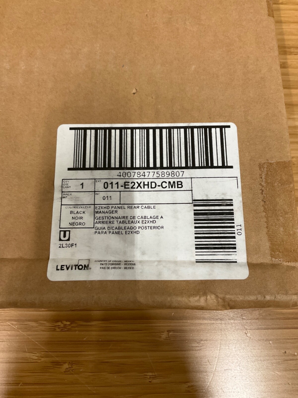 Bundle Leviton E2XHD-CMB Rear Cable Manager Black