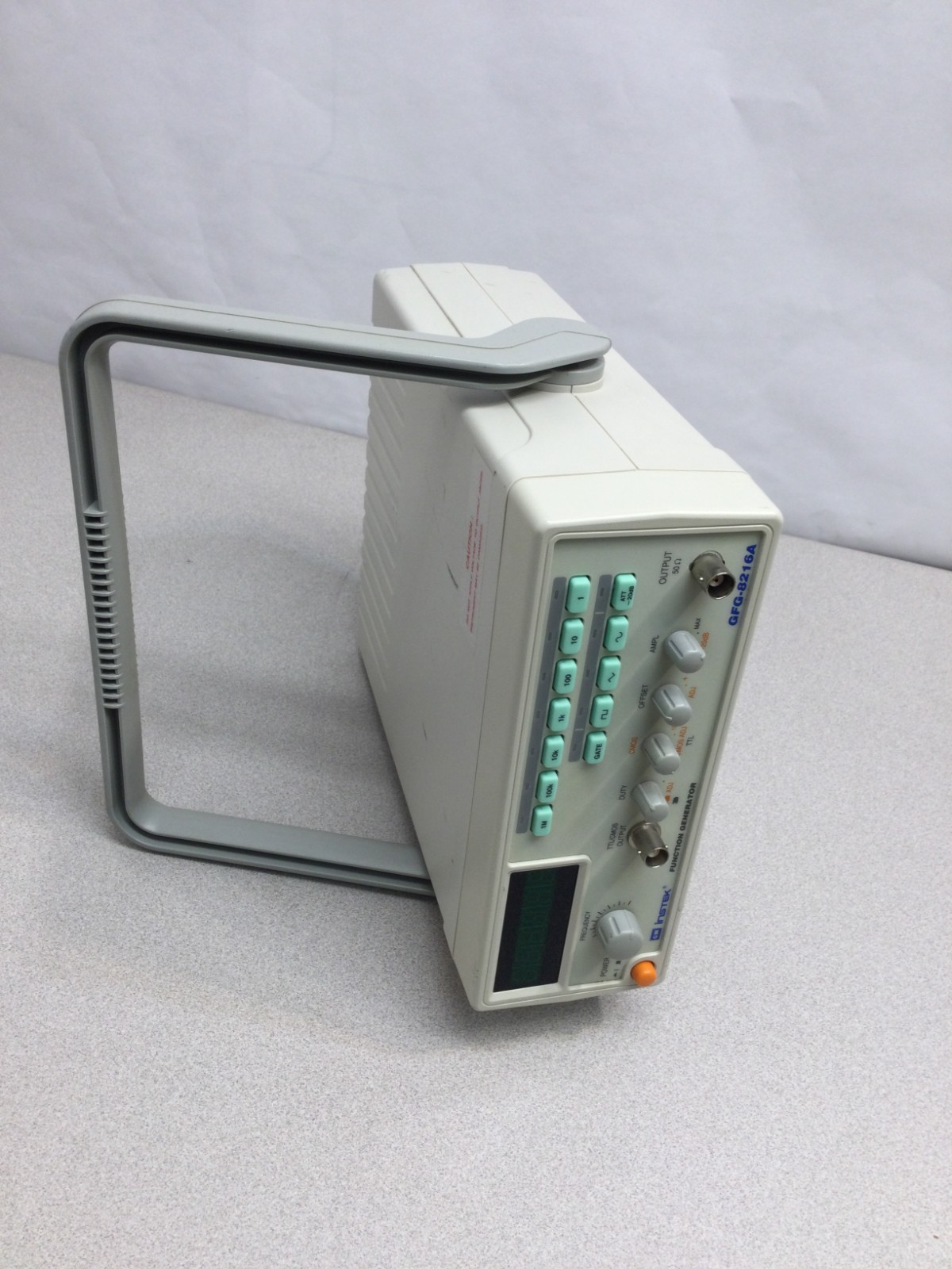 **AS-IS**POWER ON, NON-TESTED GW Instek GFG-8216A Function Generator