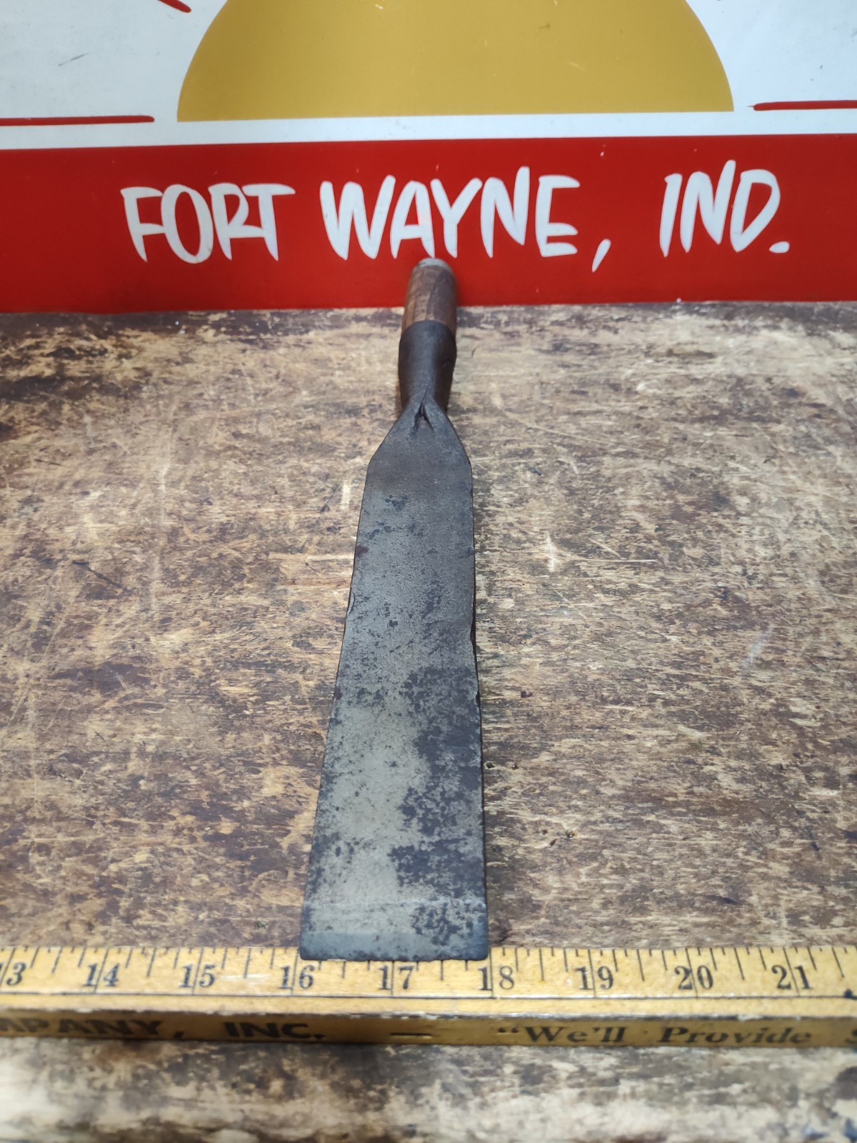 Early Unmarked 2" Square Edge Socket Framing Chisel Timber Slick