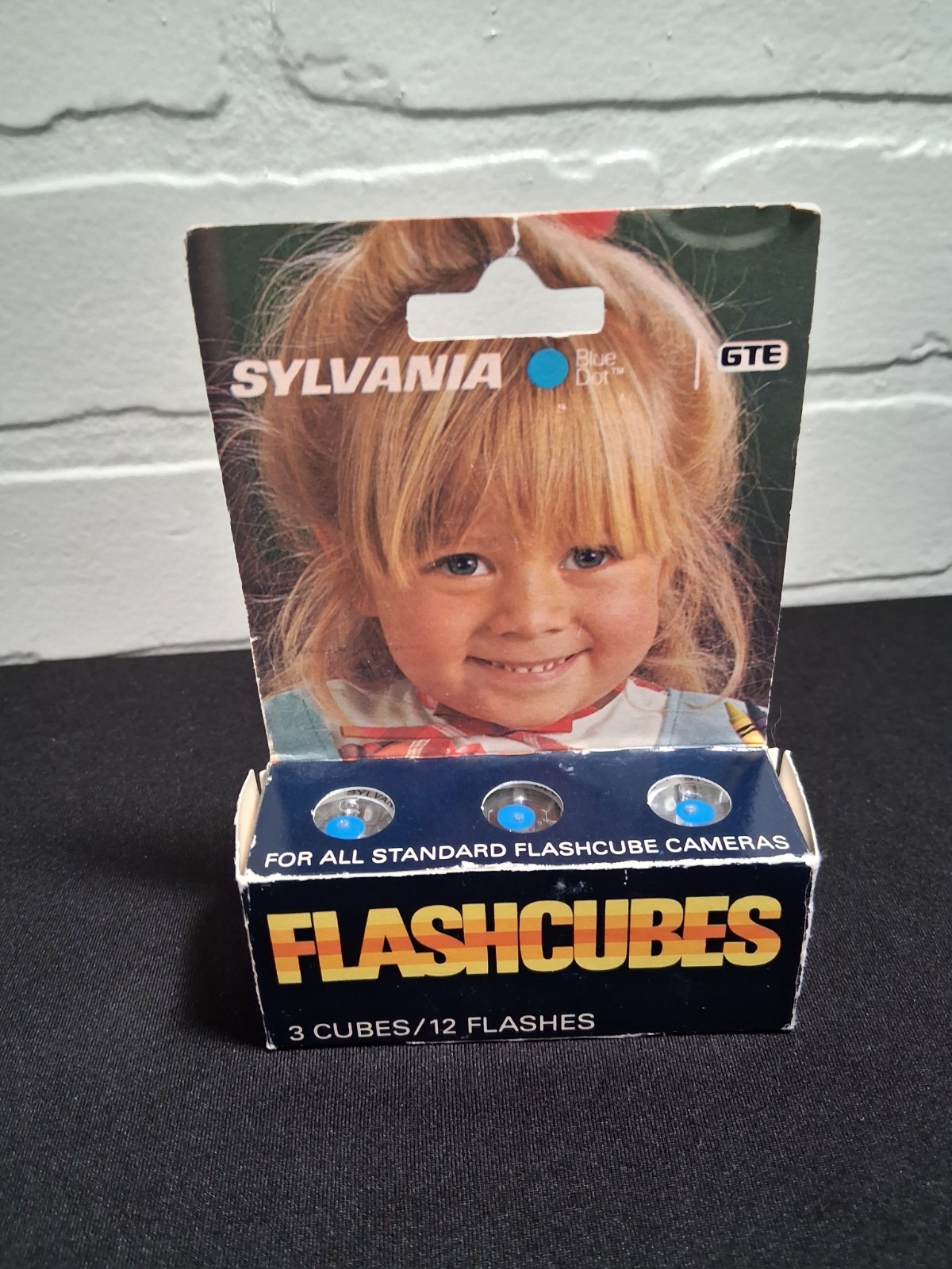 Sylvania Blue Dot Flash Cubes Vintage 3 Pk Camera Flash GTE Products USA
