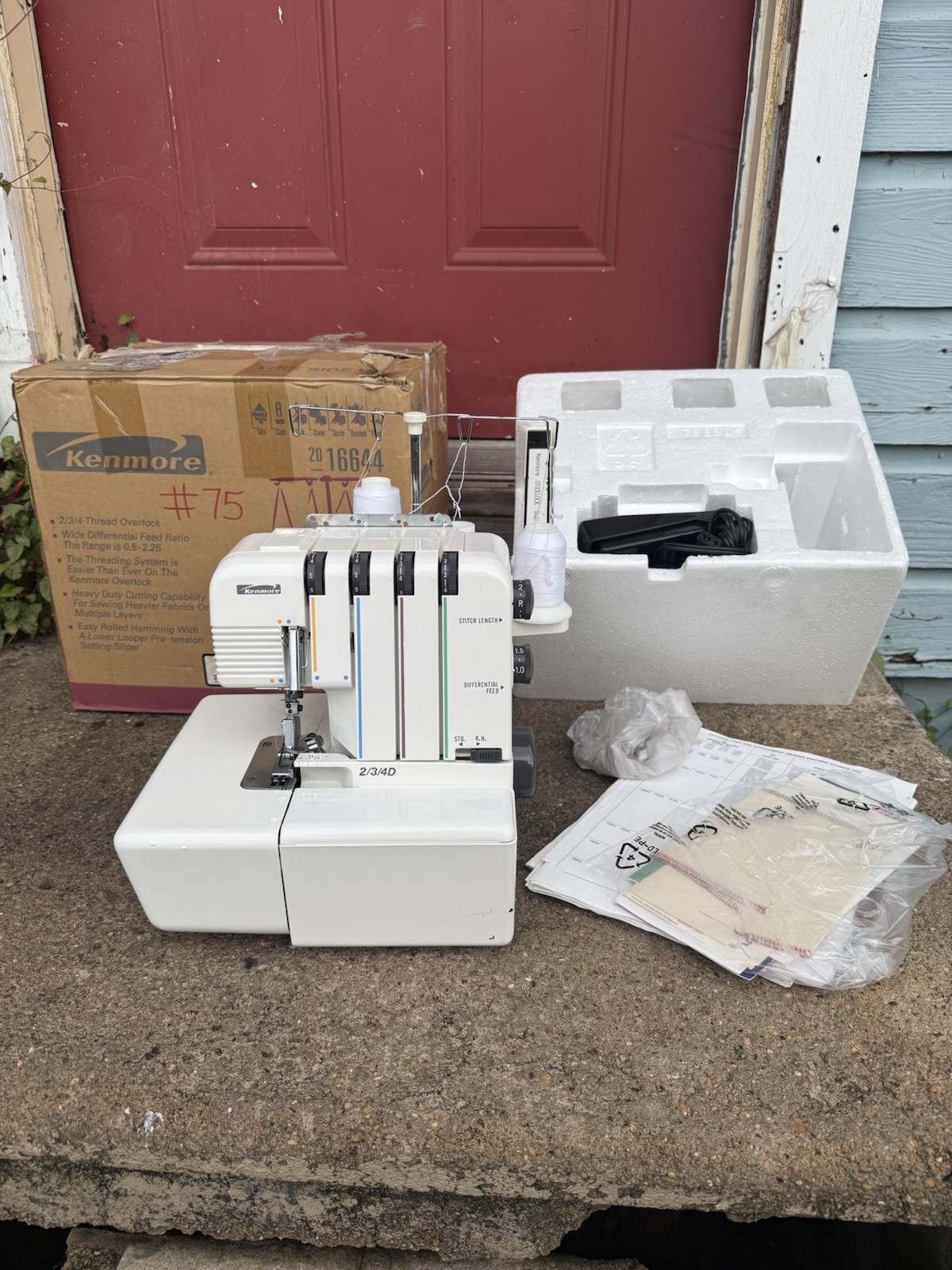 Kenmore Overlock 2/3/4D Model 385 16644 Serger Sewing Machine With User Manual