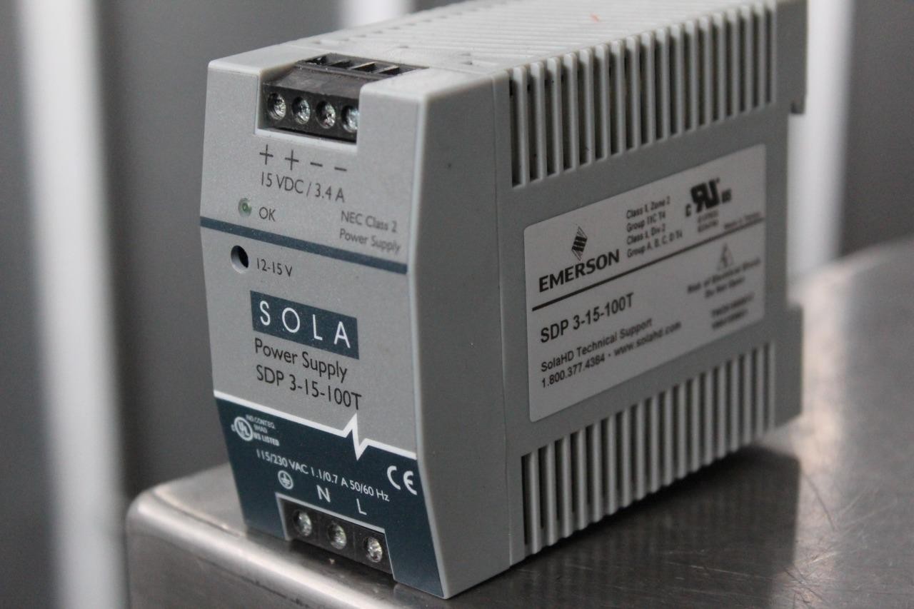 Sola SDP 3-15-100T DIN Rail Power Supply IN: 115/230vAC 1.1/0.7a OUT: 15vDC 3.4a