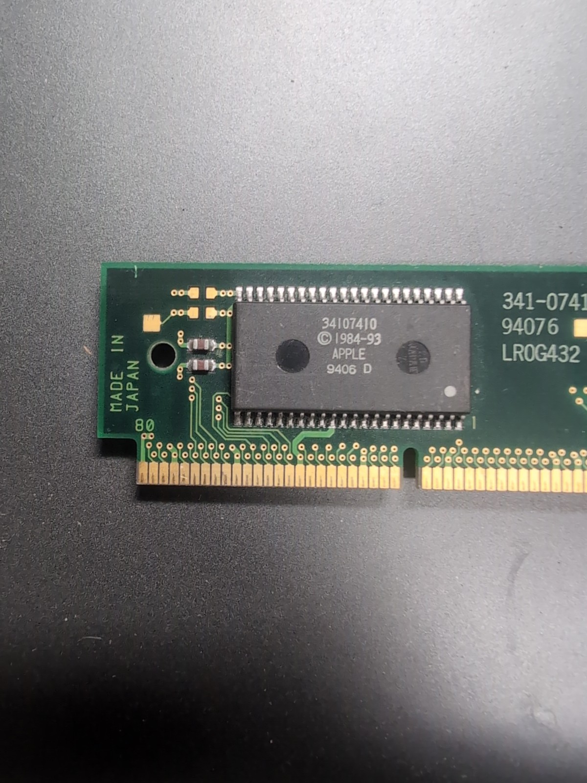 Genuine Apple 341-0741 Ram Module LR0G432-01
