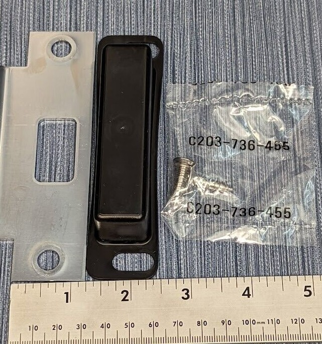 Schlage Lock Case 5" x 1 1/4" Hardware and 2 Screws C203-736-455