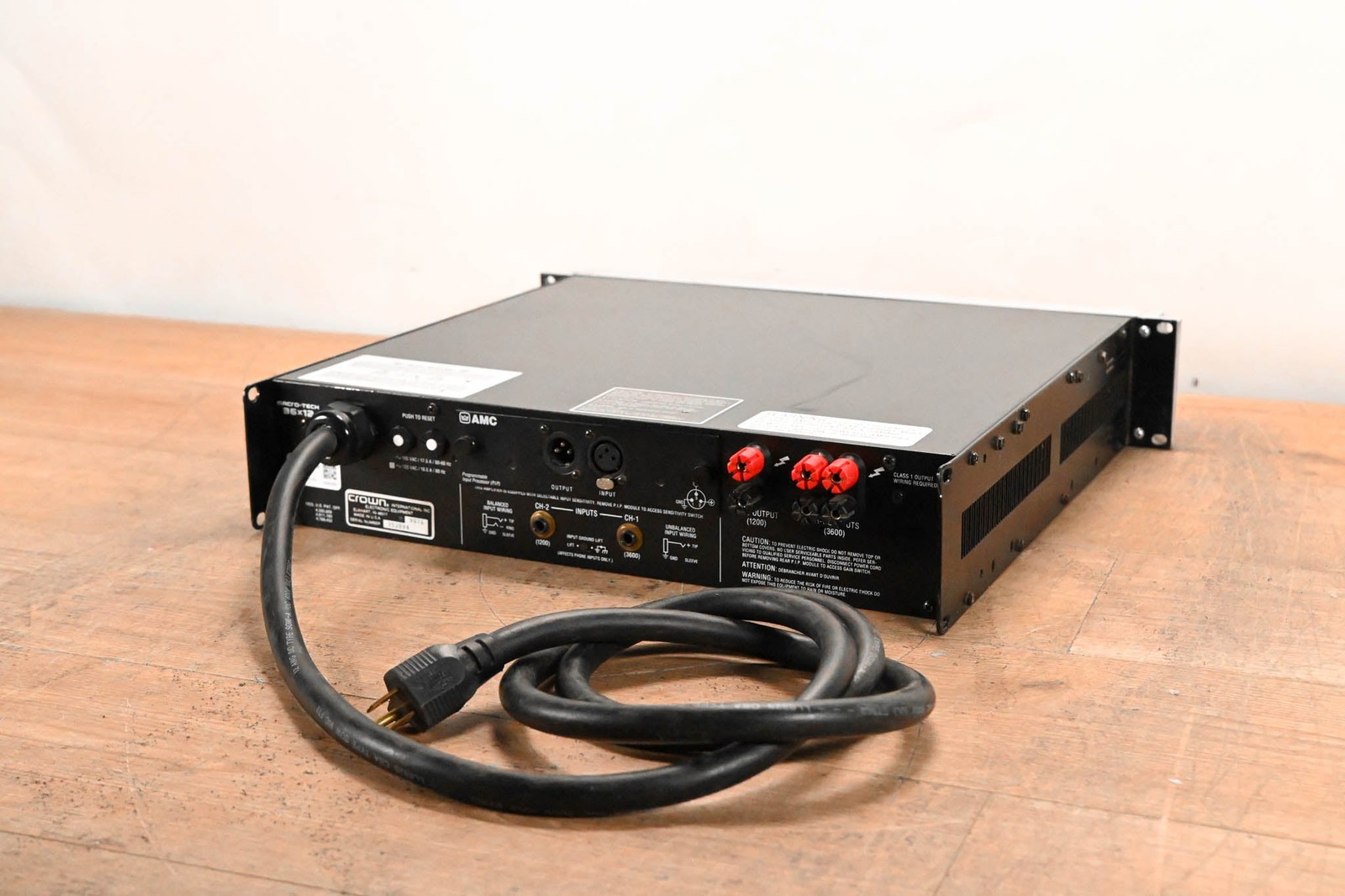 Crown Macro-Tech 36x12 2-Channel Power Amplifier CG01VR3