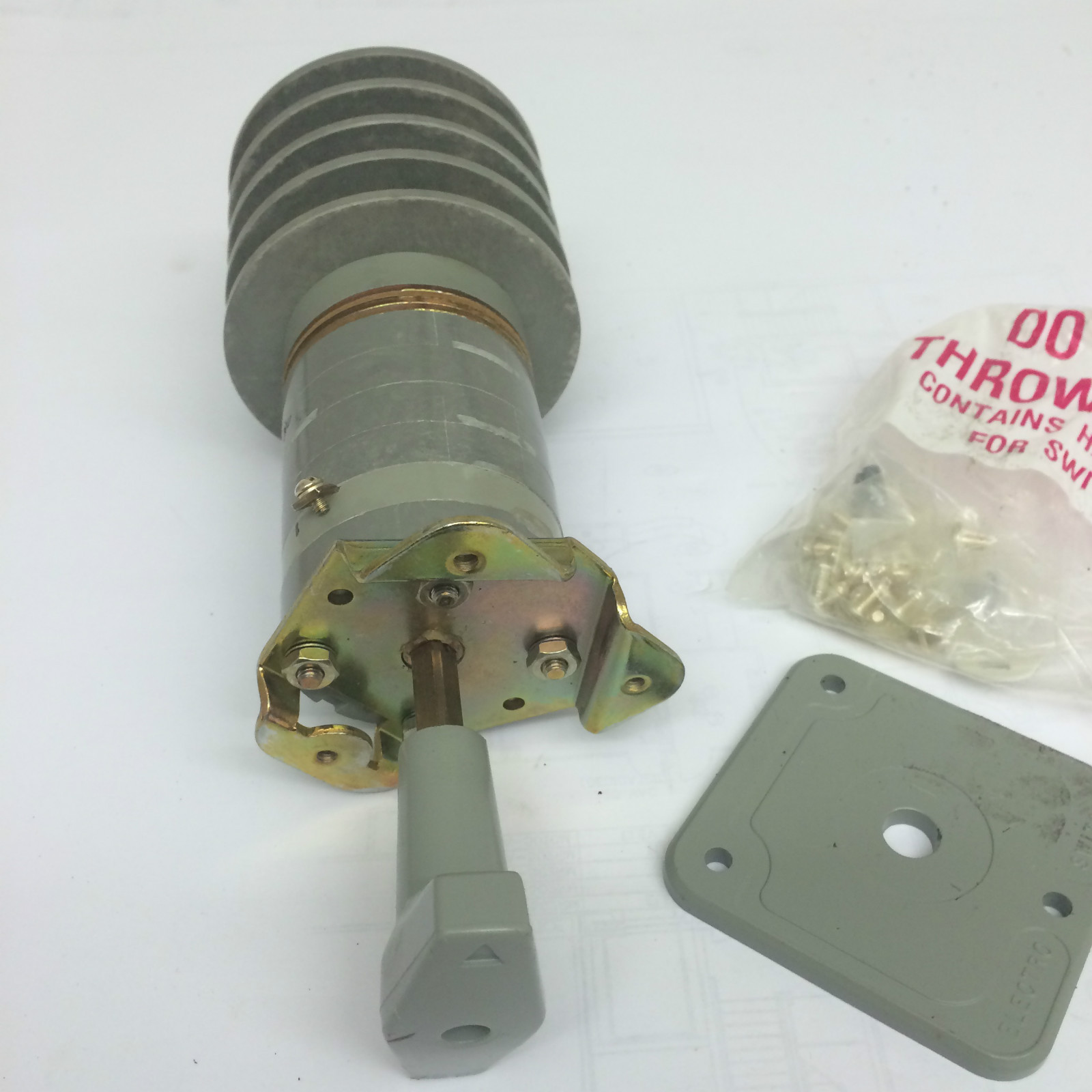 ELECTROSWITCH ROTARY SWITCH # 24904RA NSN: 5930-01-454-1676