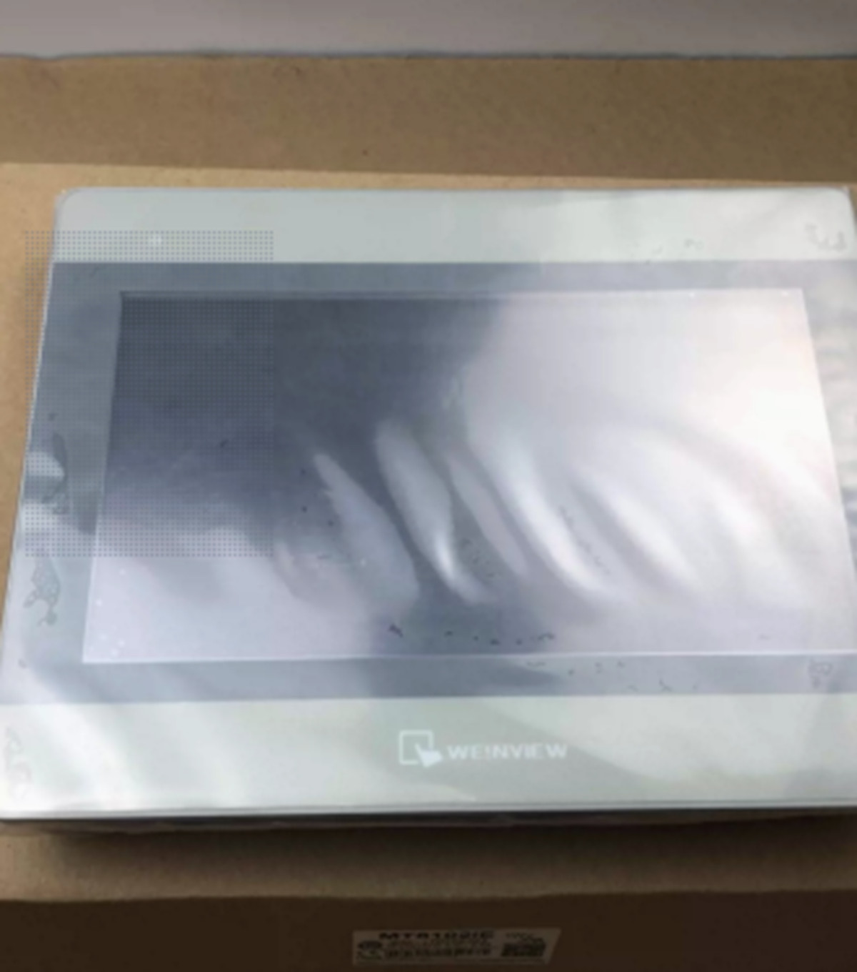 New In Box WEINTEK WEINVIEW MT8100iE Widescreen LCD/LED Display 10” TFT