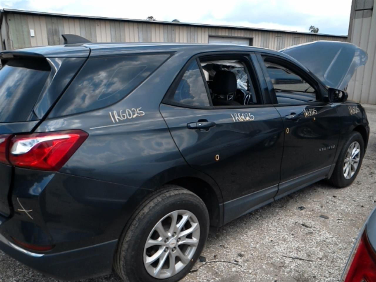 Driver Left Front Spindle/Knuckle Fits 18-24 EQUINOX 104874558