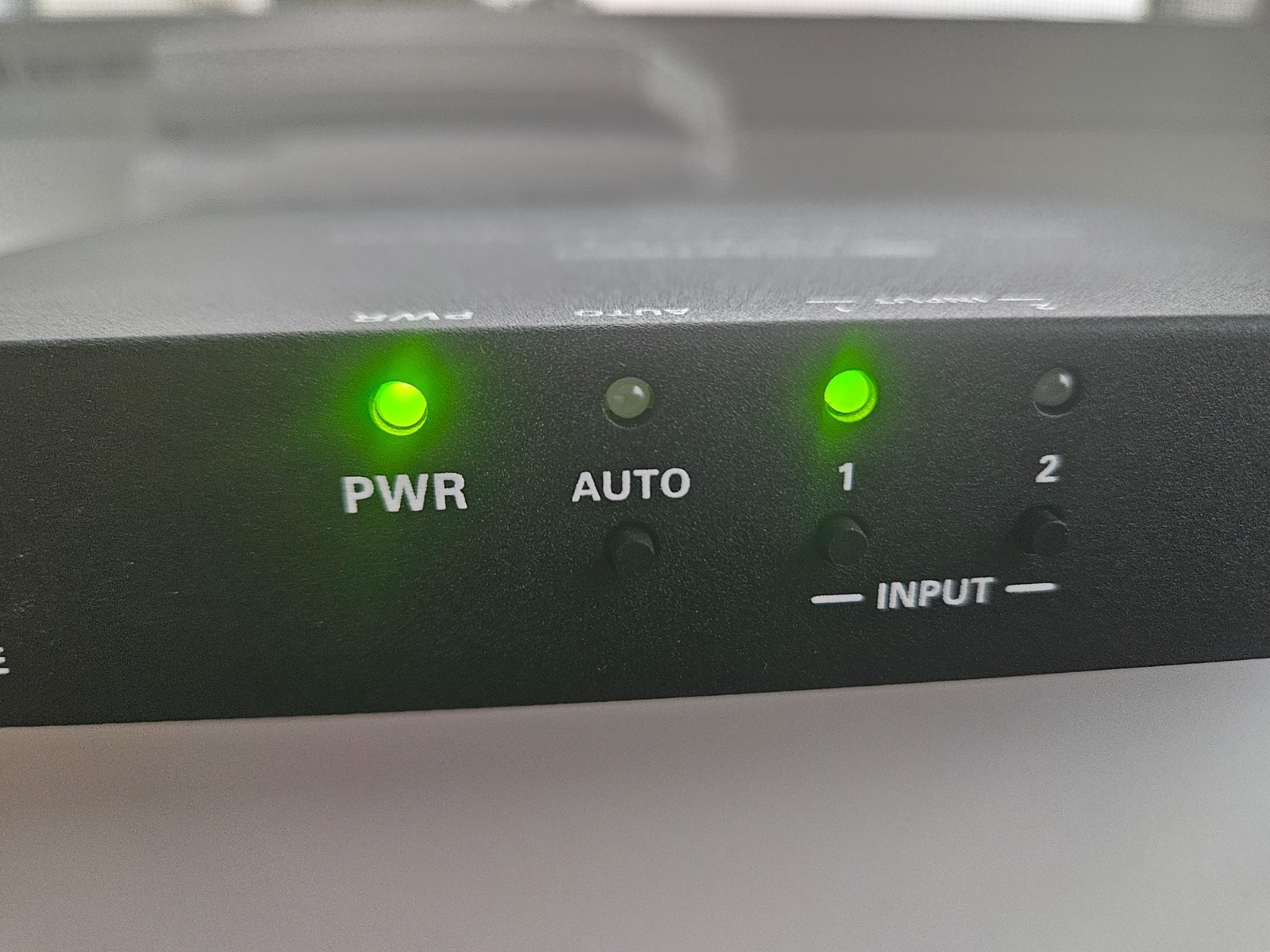 CRESTRON HD RX 201 C E MULTIFORMAT SWITCH & RECEIVER W/ PWR SUPPLY LINE JACKS