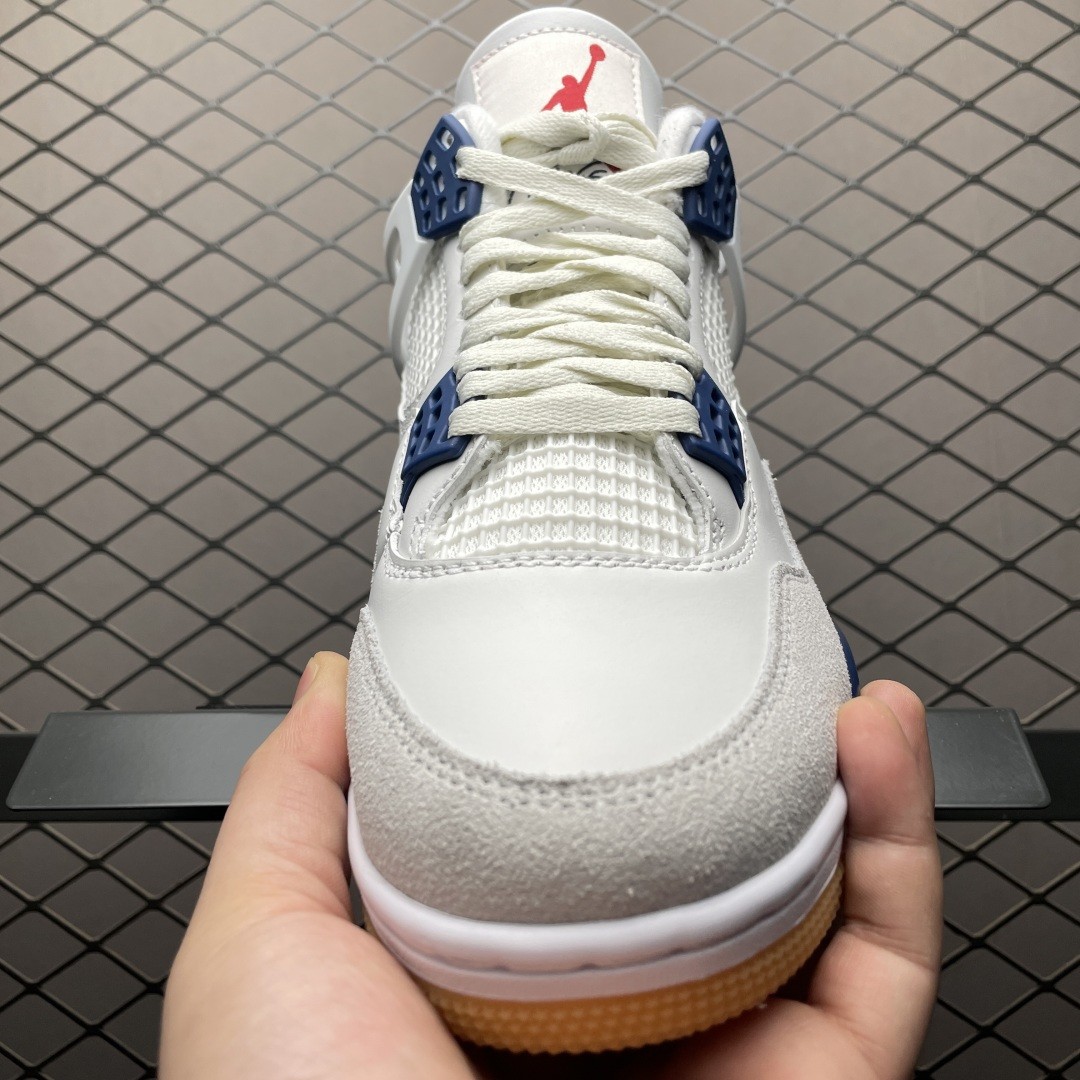 Nk X AJ4 Mid Retro 'Navy' DR5415-100