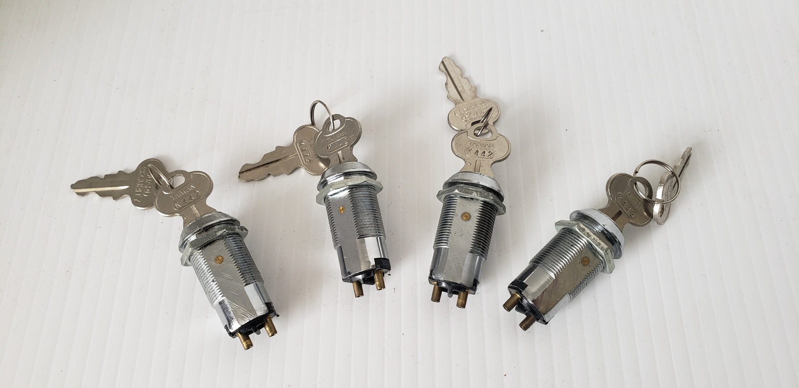 4 Momentary Switch Locks W/ Keys Spring Return Garage Alarm Keyed Alike