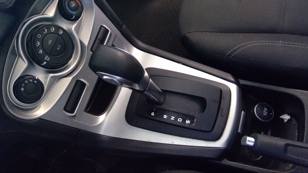 FIESTA    2016 Transmission Shift 656386