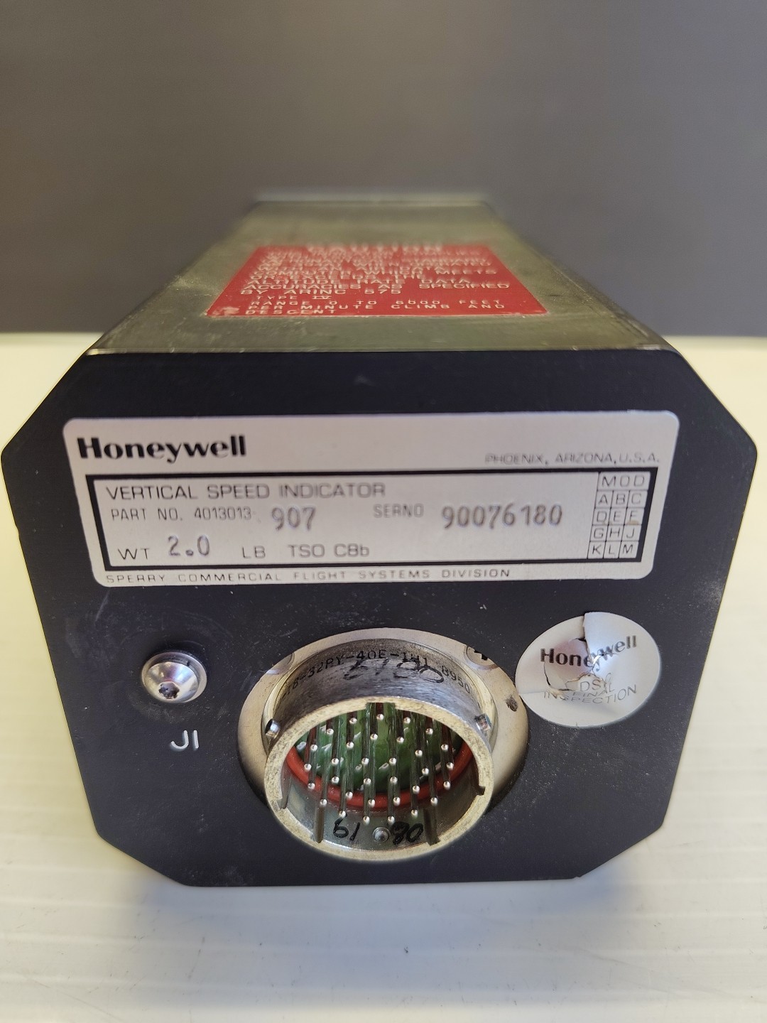 Honeywell 4013013-907 Vertical Speed Indicator