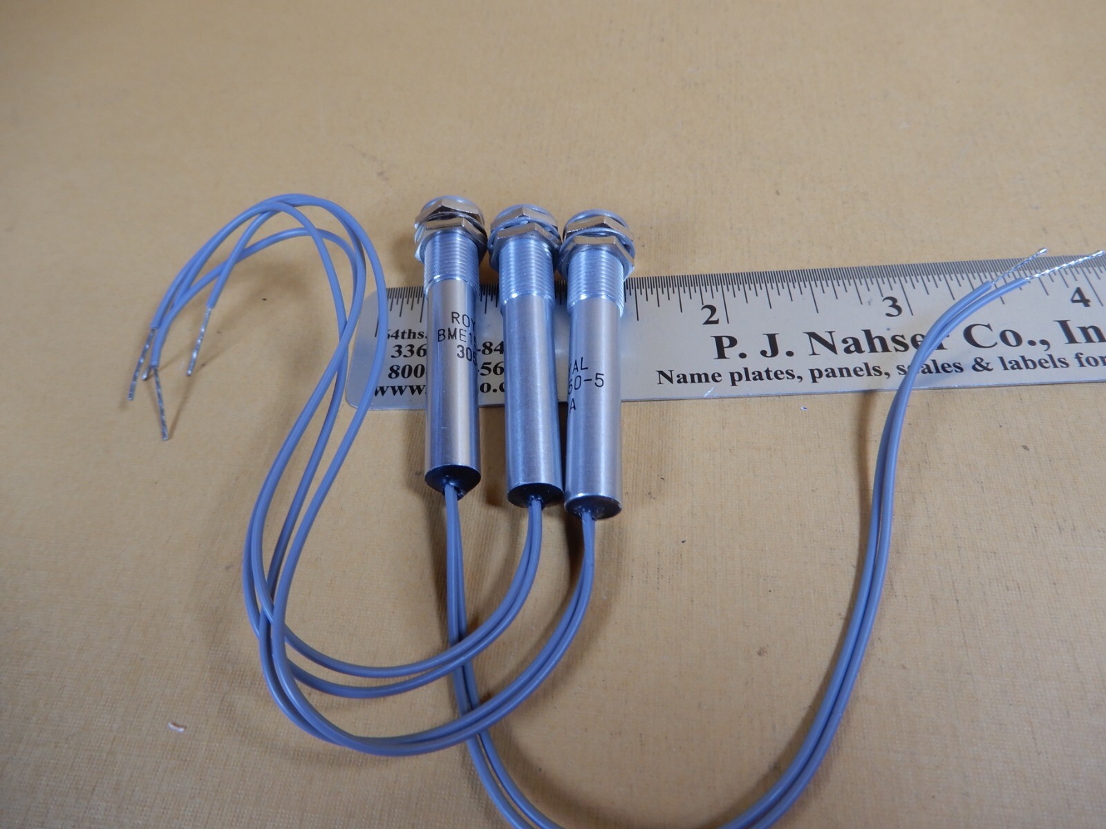 Hamai Royal Impact-Eye Select Spot Panel Mount Lamps 2.5V Qty 3 NOS BME150-5