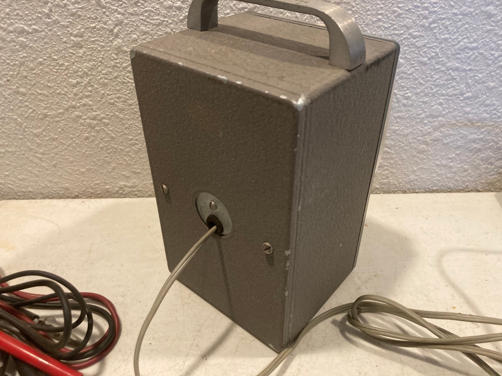 Heathkit Vacuum Tube Voltmeter - Model V-7A