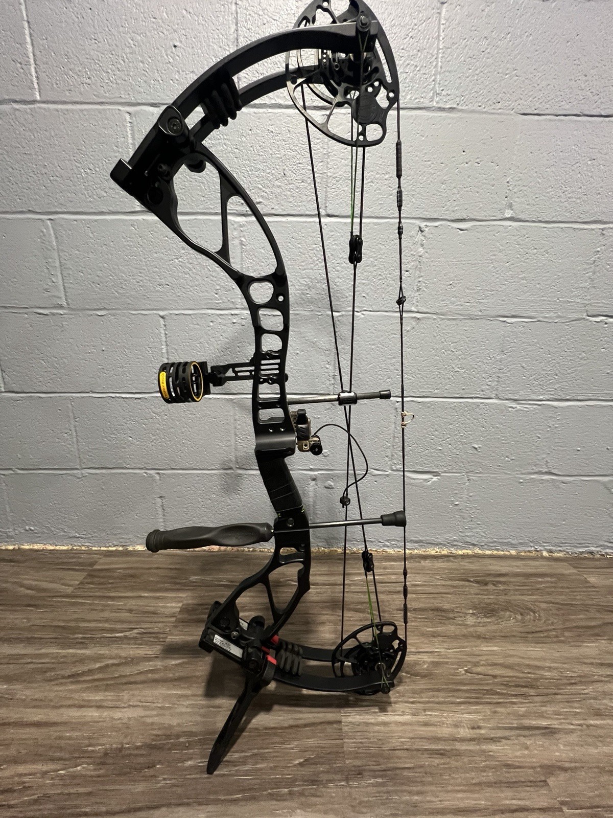 Darton Spectra E32 Compound bow Setup 70# RH black