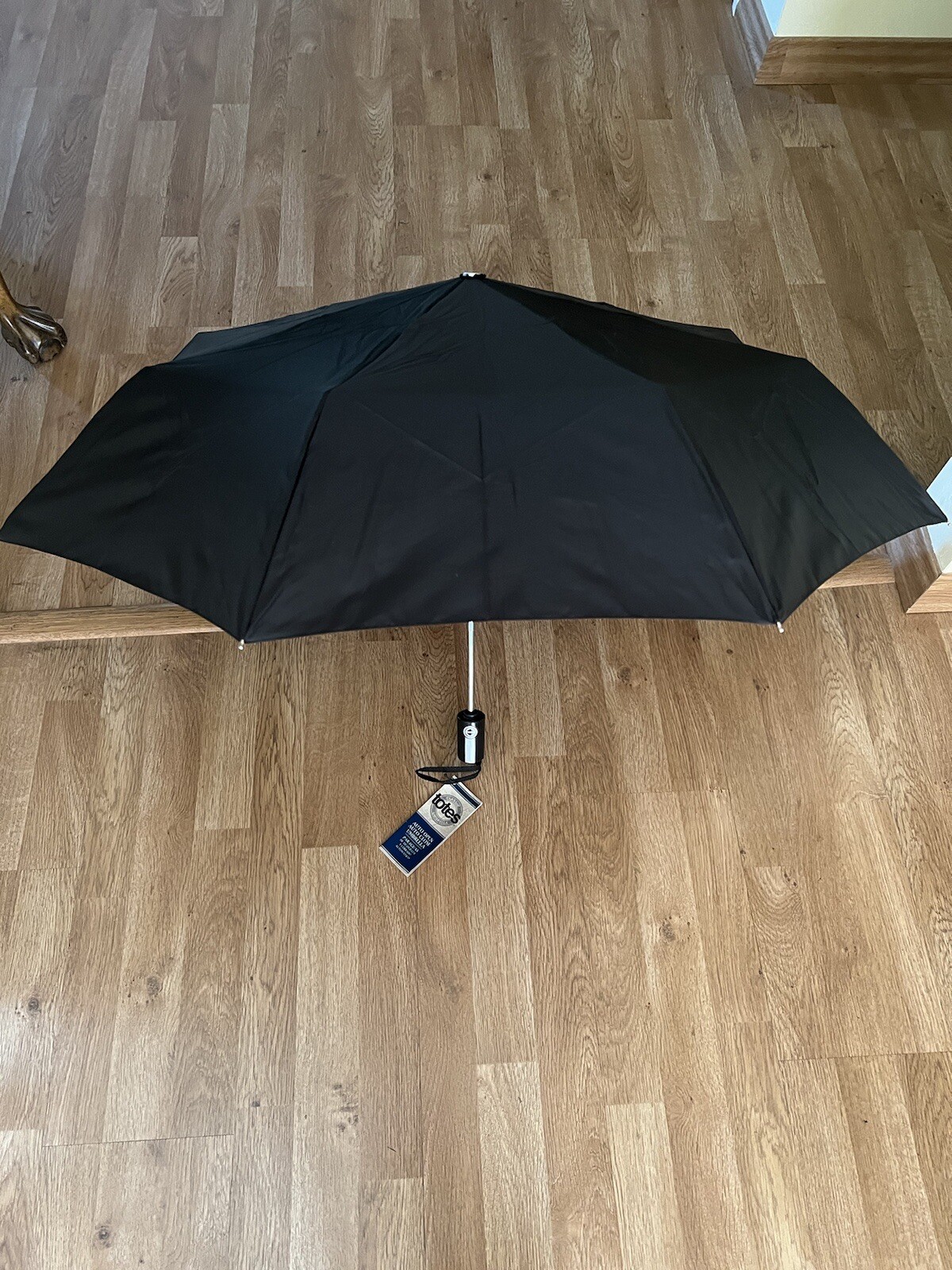 Totes Auto Close Black Umbrella New