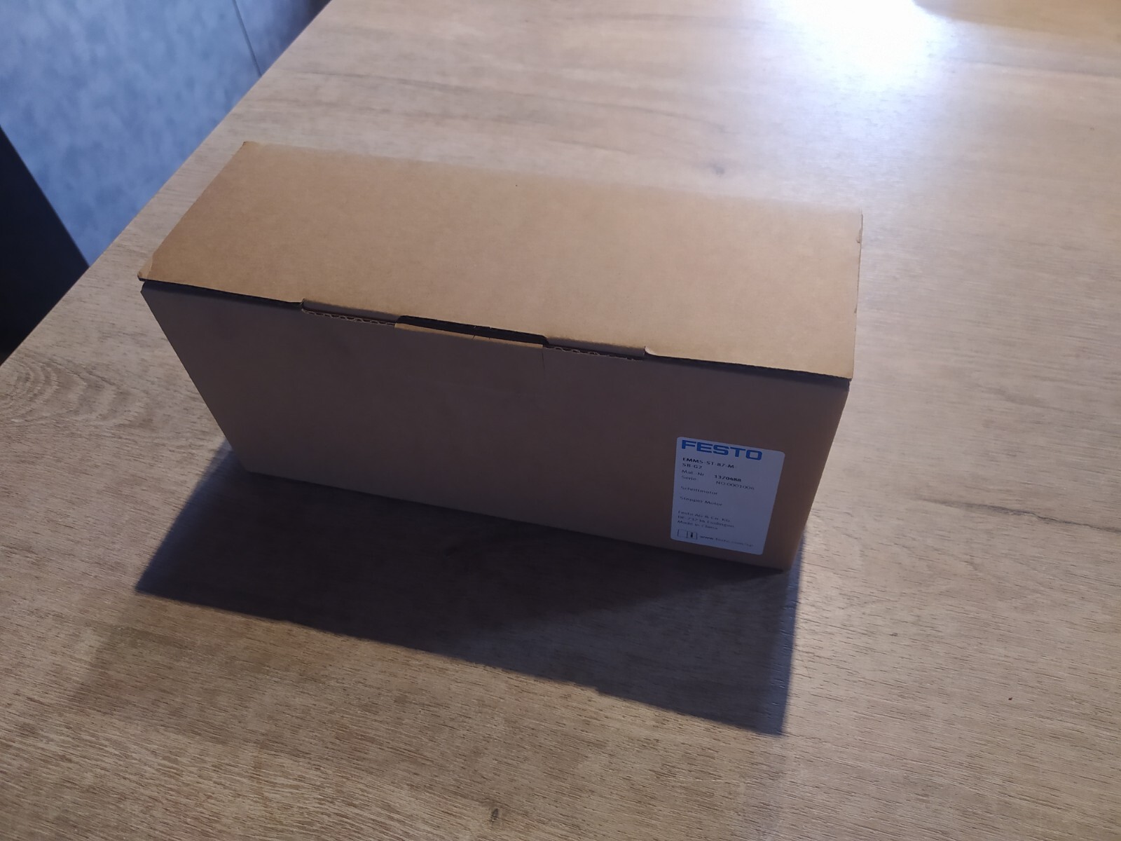 FESTO STEPPER MOTOR EMMS-ST-87-M-SB-G2 1370488 [NEW]