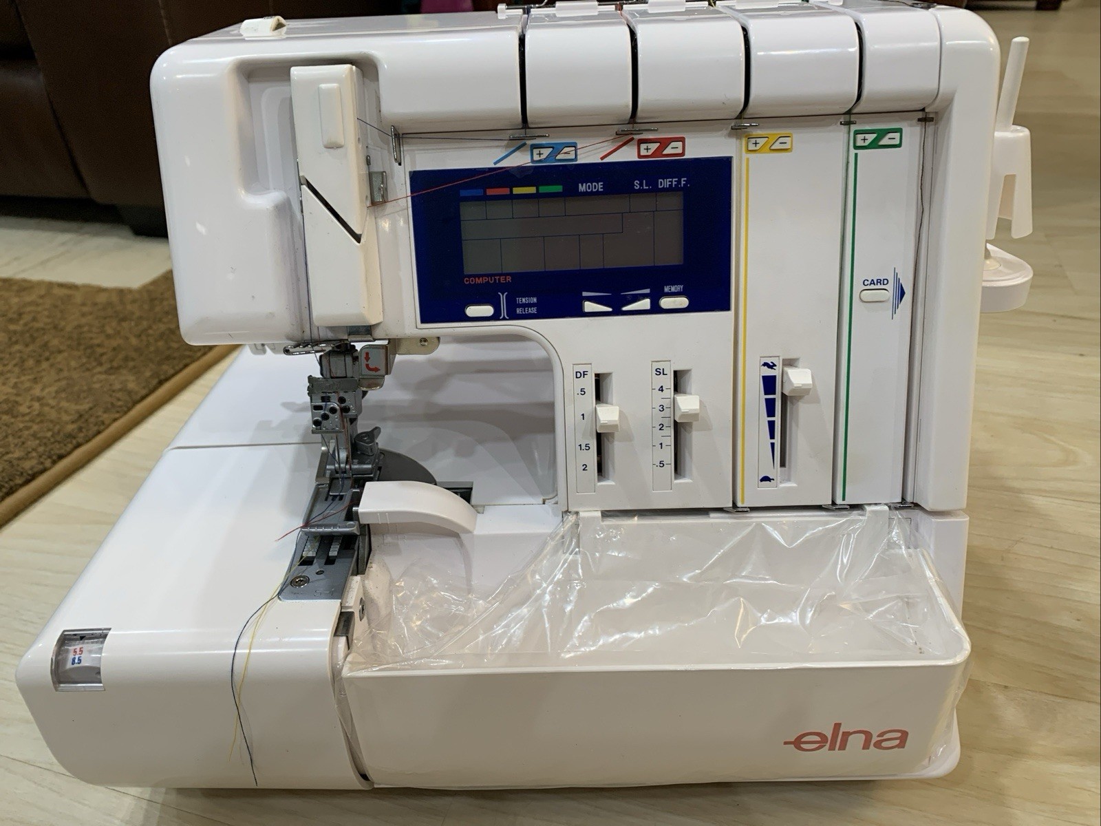 Elna 925 DCX Computerized 5 Thread Serger, Made in Japan!